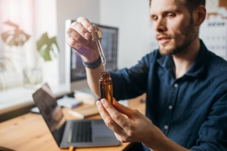 CBD CAN POSSIBLY CURE CHRONIC PAIN